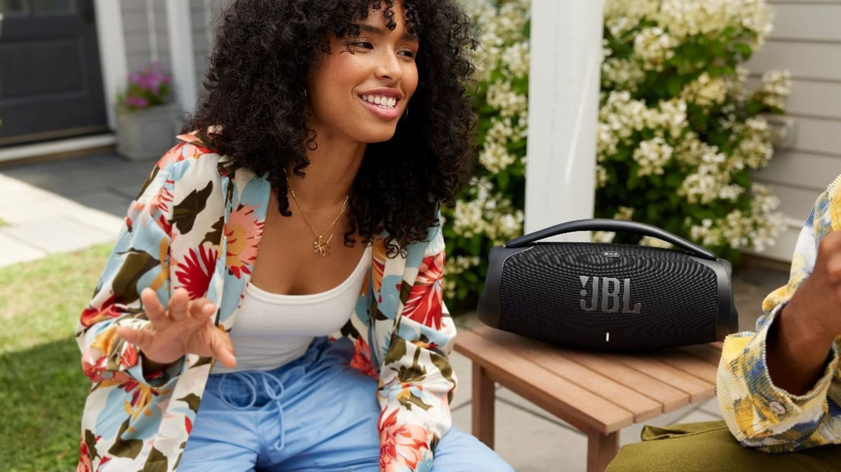 JBL Boombox 3 Wi-Fi,Charge 5  Wi-Fi