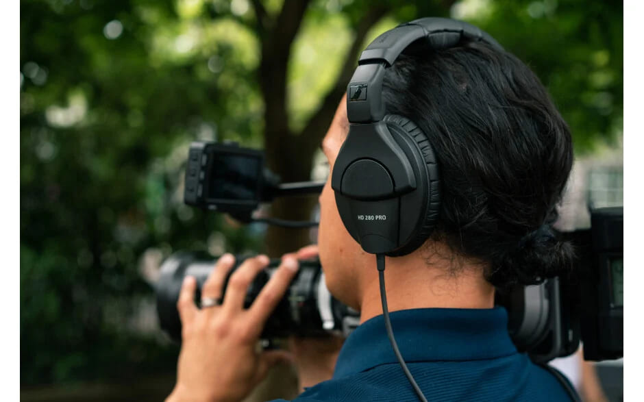 sennheiser_hd_280_pro_stereo_headphones_506845_2_