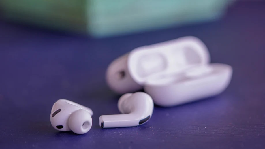 Нове налаштування AirPods в iOS 26 може вирішити поширену проблему з Bluetooth