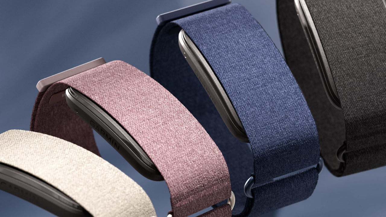 Garmin представила CIRQA — новий фітнес-браслет без екрана, який працює до 10 днів без підзарядки